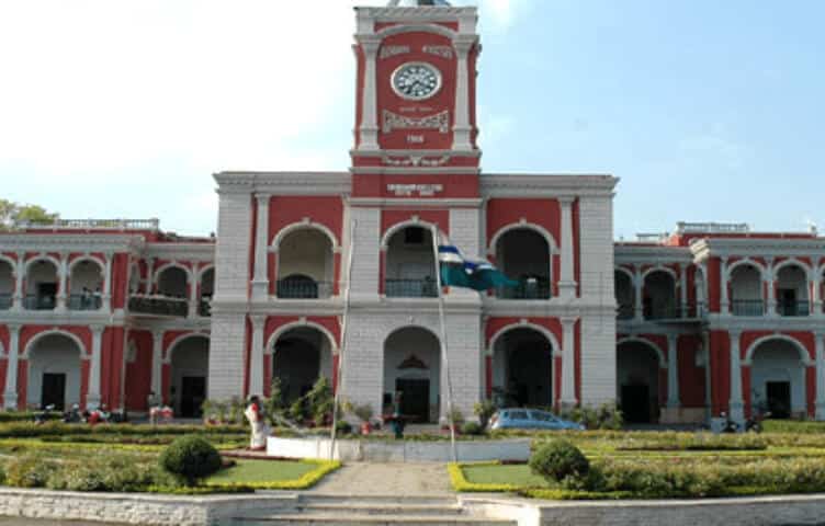 Rajkumar College Higher secondary school in Boarding Schools of India