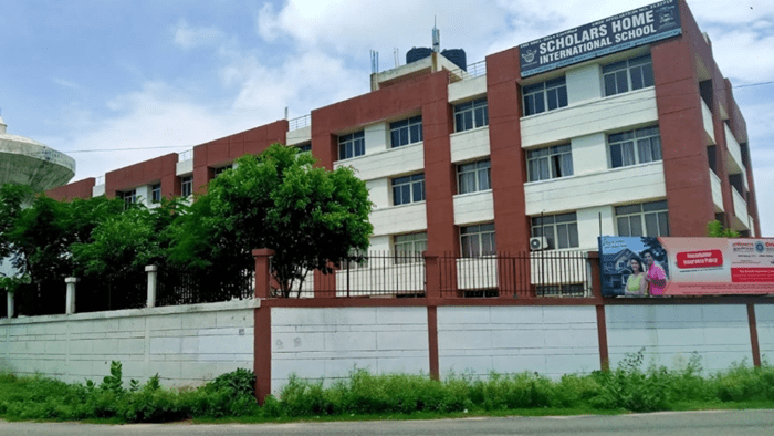 Scholars Home International School, Greater Noida